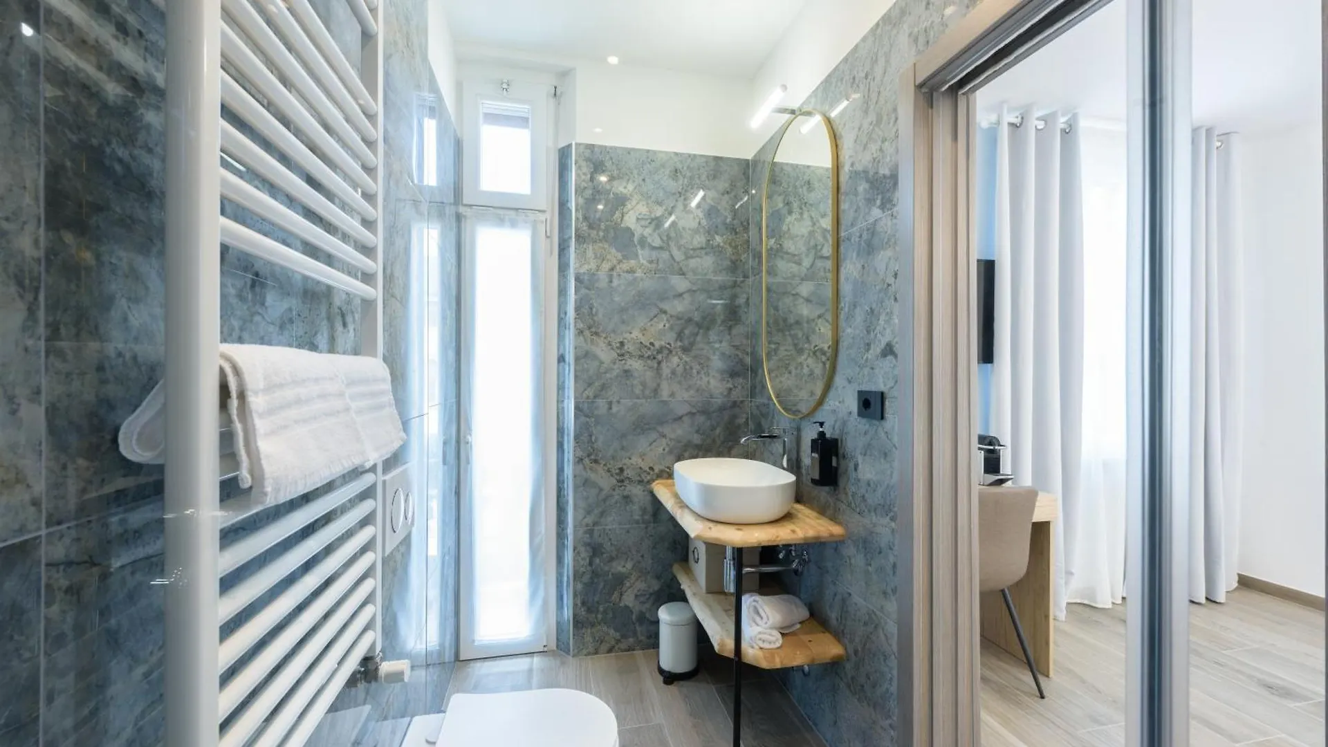 Room Don Alfonso Luxury Parma 0*,  Italien