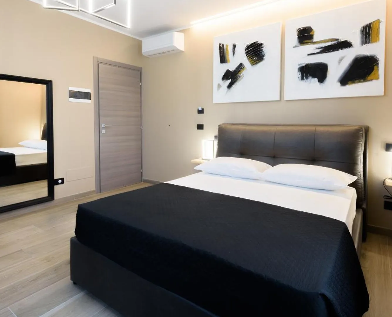 Room Don Alfonso Luxury Parma